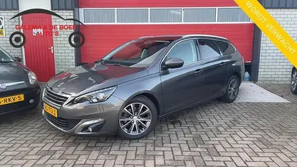 Occasion 2017 Peugeot 308 SW Premium Stationwagen | € 8.888 (Super prijs)