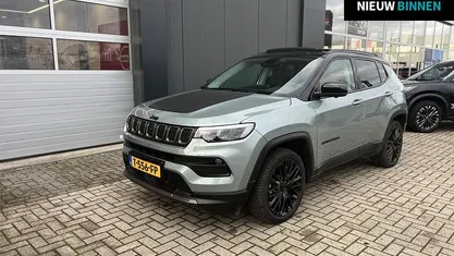 Occasion 2023 Jeep Compass SUV | € 30.750 (Eerlijke prijs)