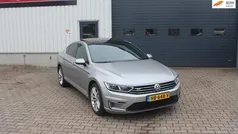 Grijs Gebruikt 2015 VW Passat Highline Sedan | € 17.950 (Eerlijke prijs)