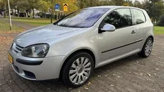 Grijs Gebruikt 2004 VW Golf IV Trendline Hatchback | € 1.750 (Goede deal)