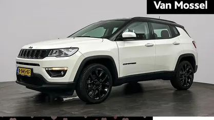 Wit Occasion 2021 Jeep Compass Night Eagle SUV | € 23.440 (Eerlijke prijs)