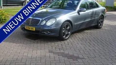 Grijs (metallic) Gebruikt 2008 Mercedes E320 Avantgarde Sedan | € 7.750 (Eerlijke prijs)