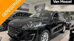 Gebruikt 2022 Ford Kuga Vignale SUV | € 27.645 (Eerlijke prijs)