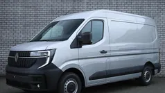 Gebruikt 2024 Renault Master Van | € 36.745 (Eerlijke prijs)