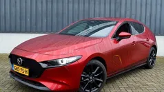 Gebruikt 2023 Mazda 3 Exclusive-Line Hatchback | € 31.745 (Eerlijke prijs)