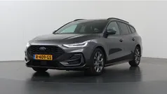 Gebruikt 2022 Ford Focus ST-Line Stationwagen | € 20.330 (Eerlijke prijs)