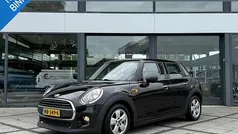 Zwart Gebruikt 2016 Mini ONE Business Hatchback | € 8.850 (Eerlijke prijs)
