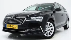 Zwart, metallic lak Gebruikt 2021 Skoda Superb Business Line Stationwagen | € 17.340 (Super prijs)