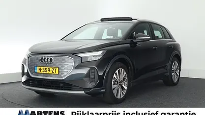 Zwart (metallic) Gebruikt 2021 Audi Q4 e-tron Advanced Plus SUV | € 24.949 (Goede deal)