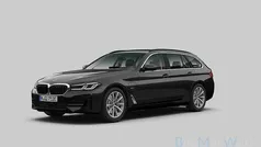 Zwart Gebruikt 2023 BMW 530e Executive Stationwagen | € 42.950 (Goede deal)