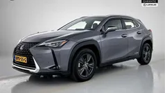 Gebruikt 2020 Lexus UX 250h Luxury Line SUV | € 30.950 (Eerlijke prijs)