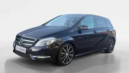 Occasion 2015 Mercedes B180 Ambition MPV | € 11.940 (Eerlijke prijs)
