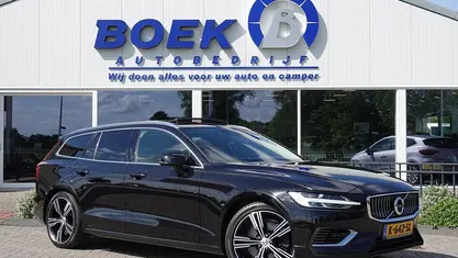 Zwart Occasion 2021 Volvo V60 Inscription Stationwagen | € 30.940 (Eerlijke prijs)