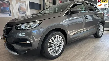 Grijs Gebruikt 2020 Opel Grandland X Innovation SUV | € 17.950 (Goede deal)