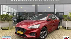 Rood Gebruikt 2020 Ford Focus Business Edition Hatchback | € 15.250 (Eerlijke prijs)