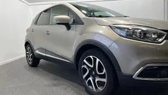 Gebruikt 2016 Renault Captur Dynamique SUV | € 10.750 (Eerlijke prijs)
