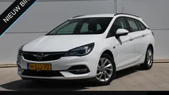 Wit Gebruikt 2020 Opel Astra Edition Stationwagen | € 12.295 (Eerlijke prijs)