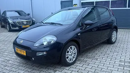 Blauw Gebruikt 2016 Fiat Punto Evo Lounge Hatchback | € 2.495 (Goede deal)