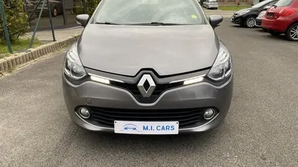 Grijs Occasion 2013 Renault Clio GrandTour Dynamique Stationwagen | € 5.500 (Eerlijke prijs)