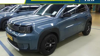 Occasion 2025 Fiat Grande Panda Icon Hatchback | € 25.835 (Eerlijke prijs)