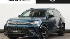 Blauw Gebruikt 2024 VW Tiguan R-line Edition SUV | € 46.295 (Eerlijke prijs)
