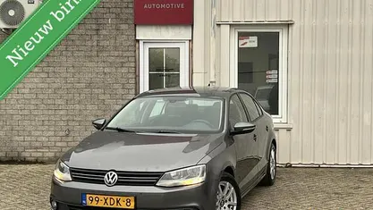 Occasion VW Jetta Comfortline 105 PK (77 kW) 2012 Grijs (metallic) Sedan