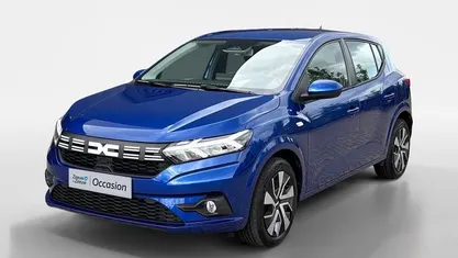 Bleu iron rqh (donker blauw) Occasion 2024 Dacia Sandero Expression Hatchback | € 15.935 (Goede deal)