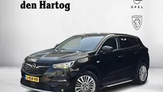 Zwart, metallic lak Gebruikt 2019 Opel Grandland X Innovation SUV | € 17.900 (Eerlijke prijs)