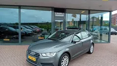 Grijs Gebruikt 2015 Audi A3 Sportback Attraction Hatchback | € 12.950 (Eerlijke prijs)
