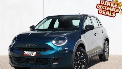 Blauw Nieuw 2025 Fiat 600 Urban SUV | € 27.900 (Goede deal)