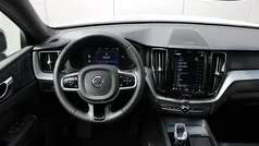Wit Gebruikt 2024 Volvo XC60 Plus SUV | € 58.450 (Eerlijke prijs)
