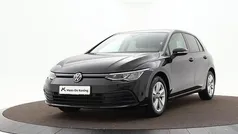Zwart Gebruikt 2023 VW Golf VIII Life Hatchback | € 22.740 (Goede deal)