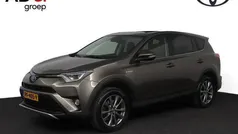 Bruin Gebruikt 2017 Toyota RAV4 Business Edition SUV | € 26.450 (Eerlijke prijs)