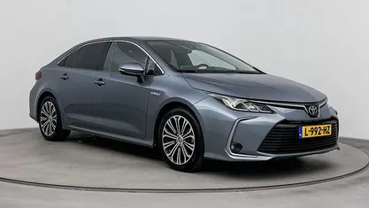 Gebruikt 2021 Toyota Corolla Sedan | € 22.999 (Eerlijke prijs)
