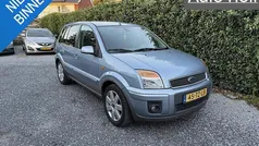 Grijs Gebruikt 2007 Ford Fusion Futura MPV | € 1.745 (Goede deal)