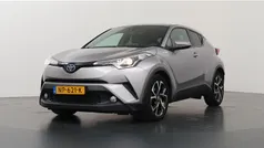 Grijs Gebruikt 2017 Toyota C-HR Executive SUV | € 19.830 (Eerlijke prijs)