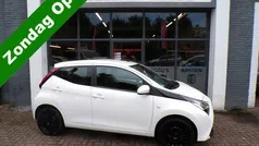 Gebruikt 2019 Toyota Aygo X-play Hatchback | € 9.450 (Eerlijke prijs)