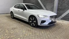 Gebruikt 2024 Volvo S60 Ultimate Sedan | € 40.700 (Super prijs)
