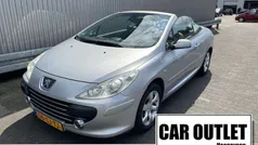 Grijs Gebruikt 2006 Peugeot 307 CC Cabriolet | € 2.950 (Eerlijke prijs)