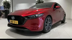Rood Gebruikt 2019 Mazda 3 Hatchback | € 18.900 (Eerlijke prijs)