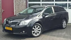 Zwart, metallic lak Gebruikt 2009 Toyota Avensis Stationwagen | € 7.000 (Goede deal)