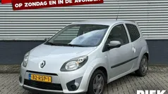 Grijs Gebruikt 2011 Renault Twingo Night&Day Hatchback | € 1.699 (Eerlijke prijs)