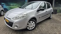 Grijs Gebruikt 2010 Renault Clio II Business Hatchback | € 3.850 (Eerlijke prijs)
