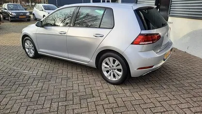 Gebruikt 2018 VW Golf VII Comfortline Hatchback | € 14.750 (Eerlijke prijs)