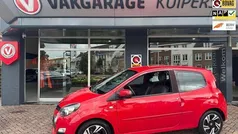 Rood Gebruikt 2012 Renault Twingo Dynamique Hatchback | € 4.950 (Eerlijke prijs)