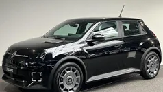 Zwart Nieuw 2025 Renault R5 Evolution Hatchback | € 26.740 (Goede deal)