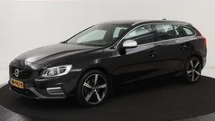 Gebruikt 2017 Volvo V60 R-Design Stationwagen | € 17.400 (Eerlijke prijs)