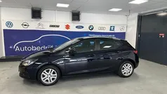 Blauw Gebruikt 2018 Opel Astra Edition Hatchback | € 8.999 (Goede deal)
