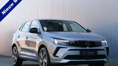 Grijs, metallic lak Gebruikt 2024 Opel Grandland X Elegance SUV | € 26.395 (Goede deal)