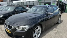 Zwart Gebruikt 2017 BMW 320 Comfort Edition Stationwagen | € 21.950 (Eerlijke prijs)